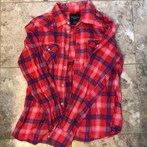 American Eagle light weight button down shirt